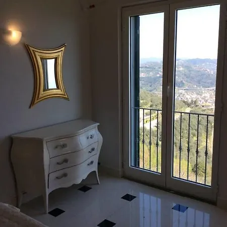 Belvedere Holiday House *